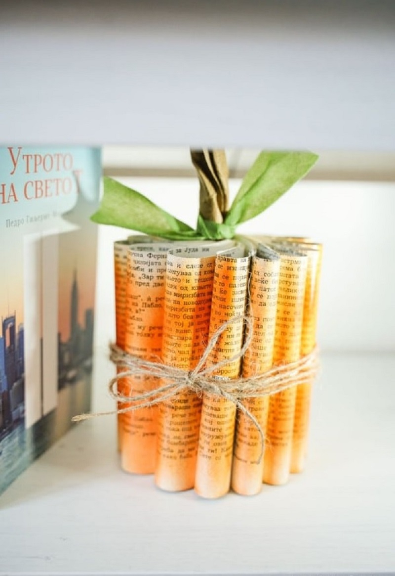 5 Ways To Transform Your Old Books Into Unbelievably Awesome DIY Craft