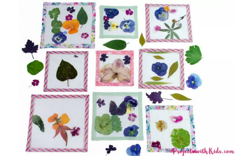 Beautiful coasters with flowers