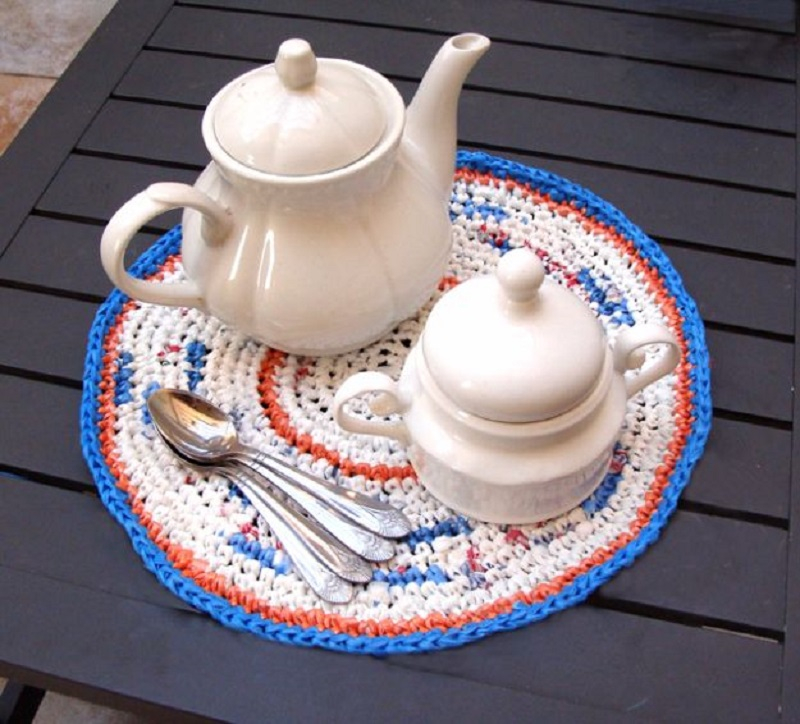 Crochet fun placemats