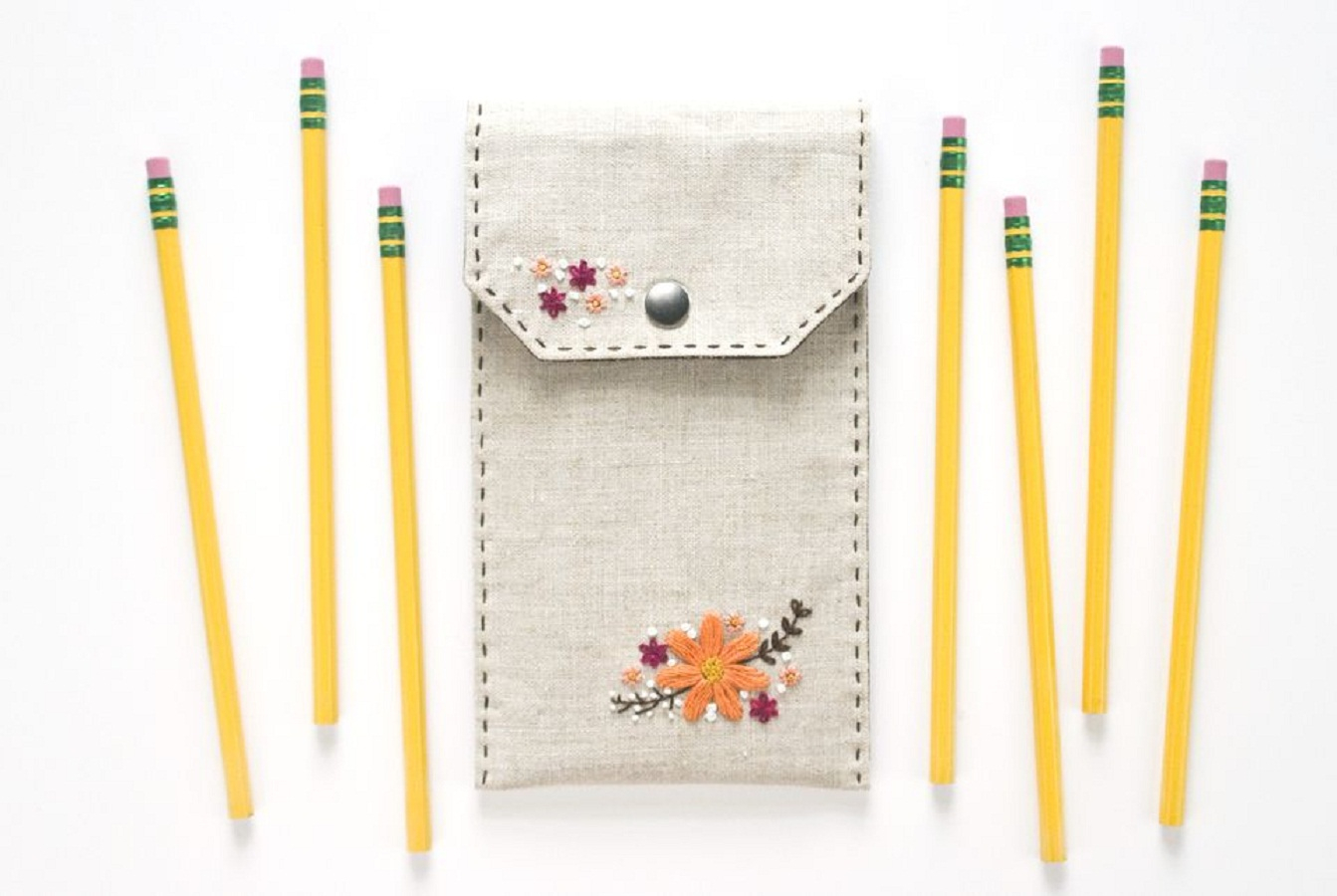 Diy embroidered floral pencil case DIY Stylish Pencil Cases Ideas To Elevate Your Kids Style On School