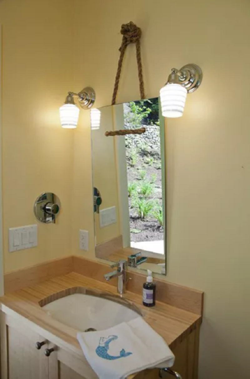 Diy mirror for bathroom