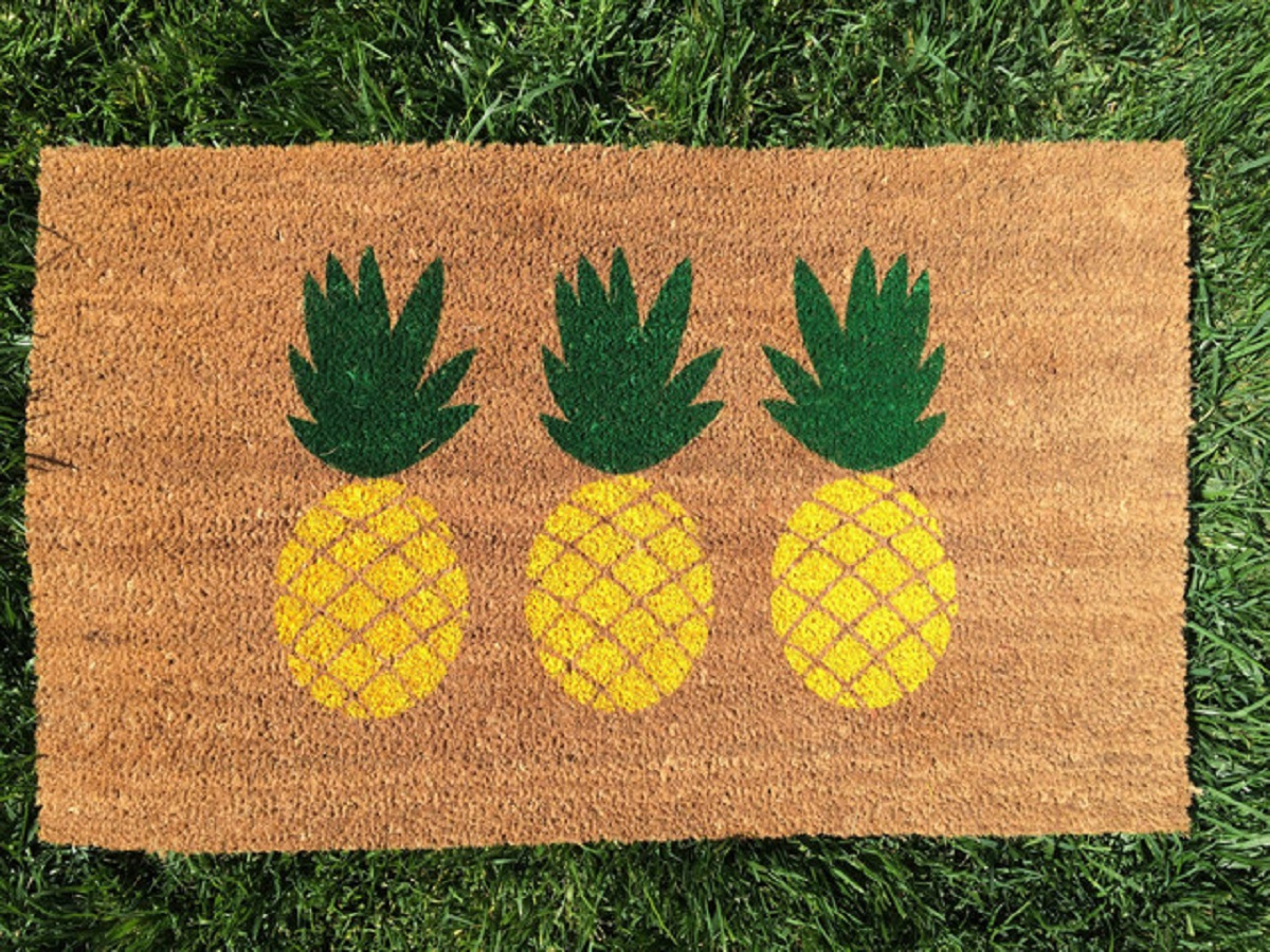 Diy pineapple doormat DIY Doormat That Offers You Impressive Yet Inexpensive Ideas
