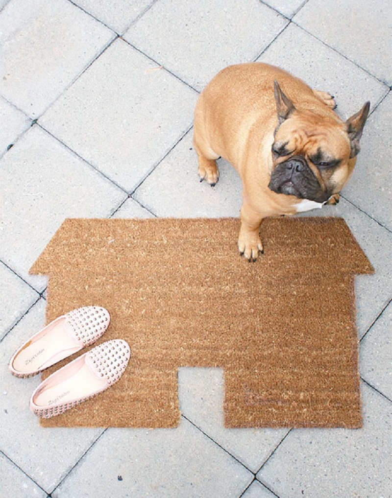 House shaped diy doormat DIY Doormat That Offers You Impressive Yet Inexpensive Ideas