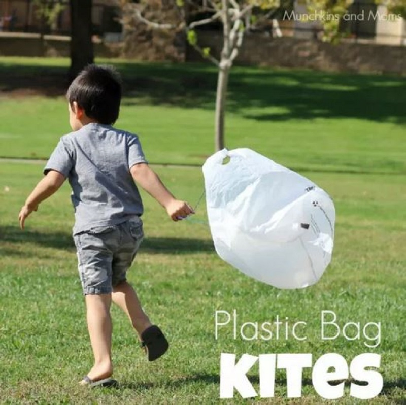 Kite from a plastic bag