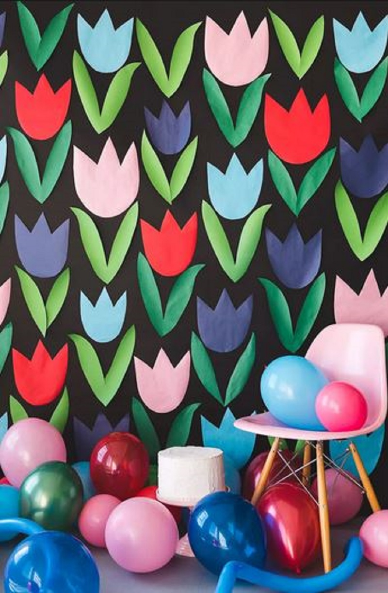 Paper tulip wall