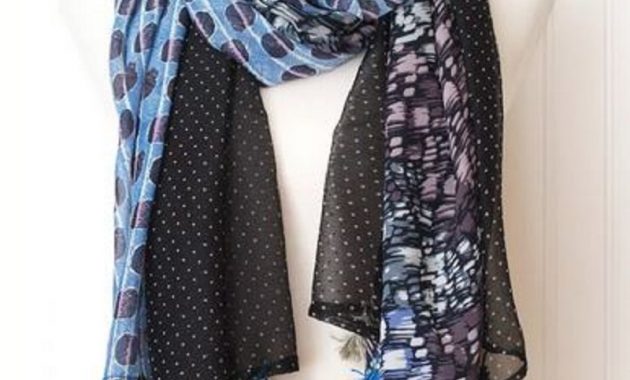 Simple patchwork scarf